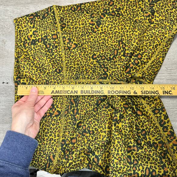 Beyond Yoga Animal Cheetah Print High Waisted Midi Leggings Size 2X - Picture 9 of 14